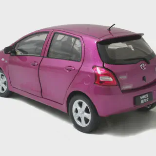 /img/45136-collecting-yaris.webp