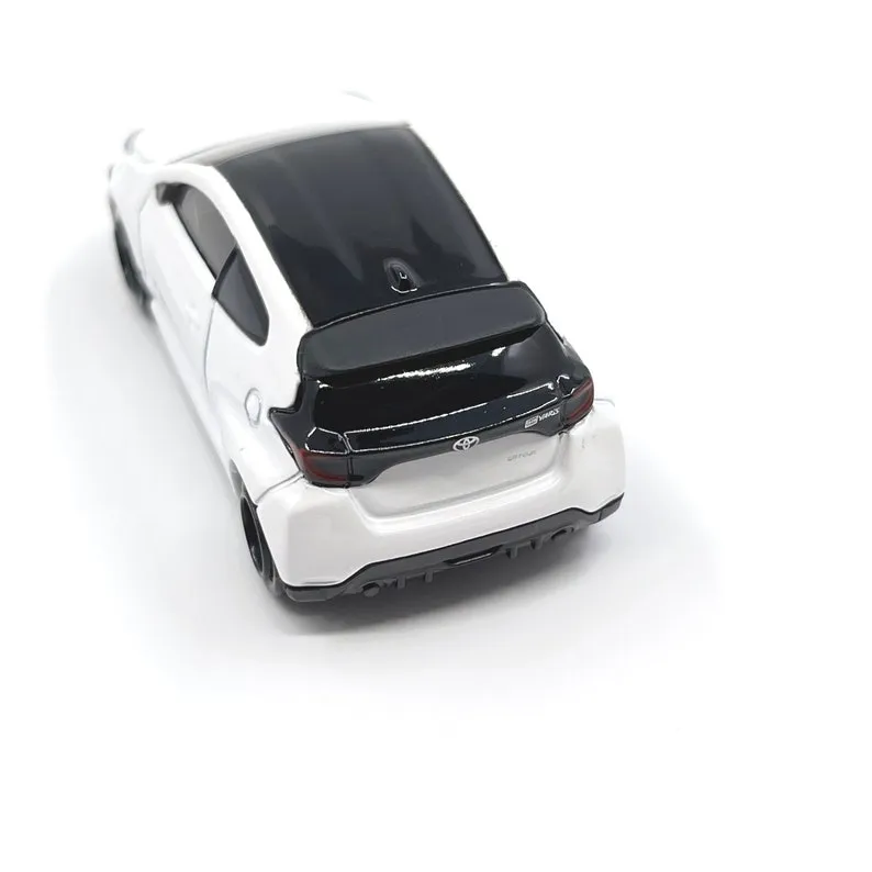 45136 yaris sedan diecast