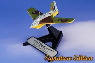 /img/45163-oxford-diecast-wwii-aircraft-models-closeup-image8.webp