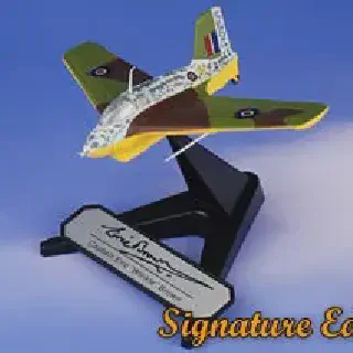 /img/45163-oxford-diecast-wwii-aircraft-models-closeup-image8.webp