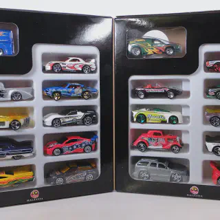 /img/45164-hot-wheels-display.webp