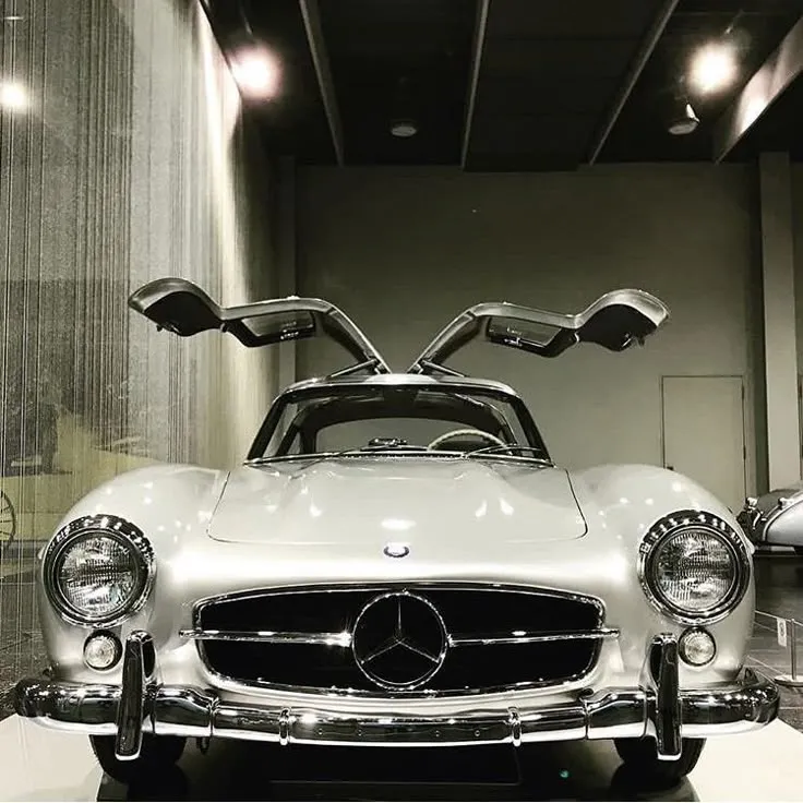 45178 gullwing diecast doors attached