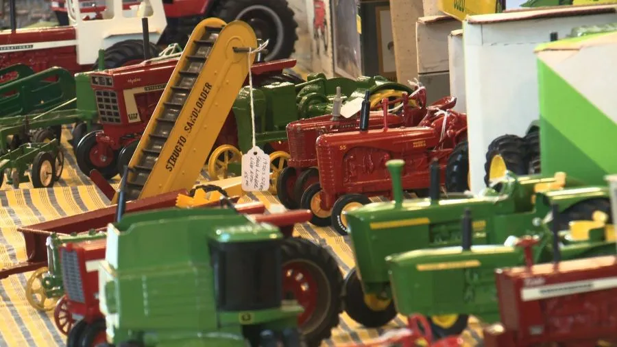 45179 diecast show price negotiation