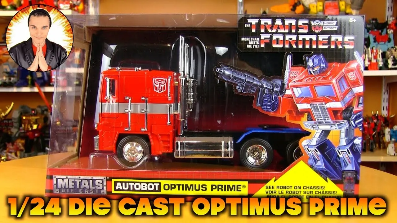/img/45191-optimus-prime-display.webp