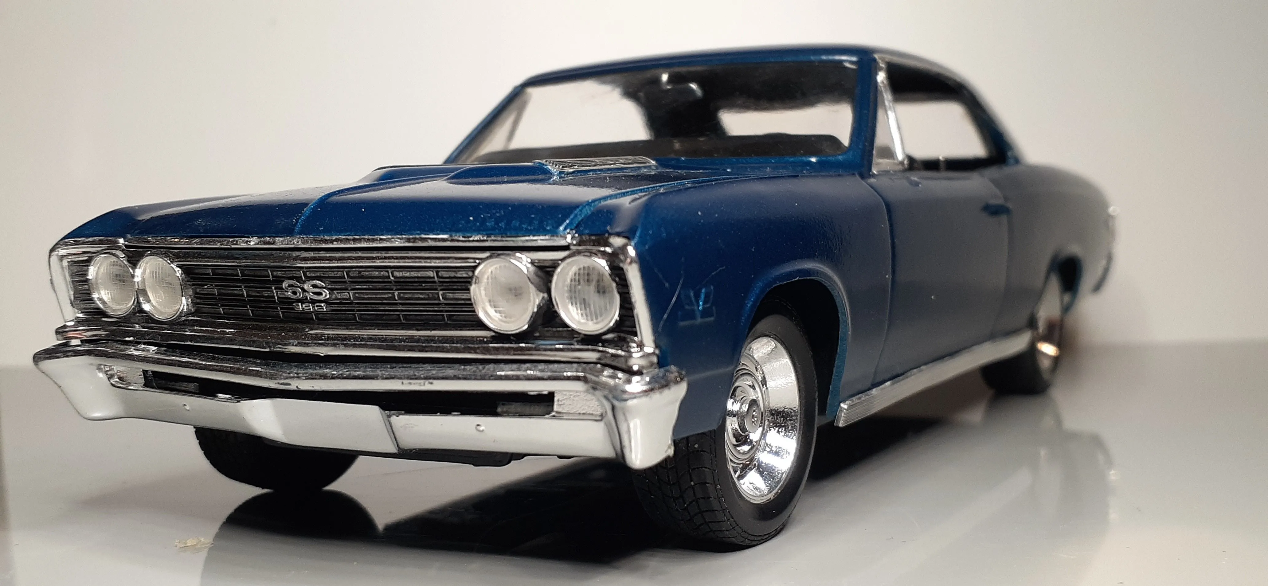 45199 diecast chevelle interior
