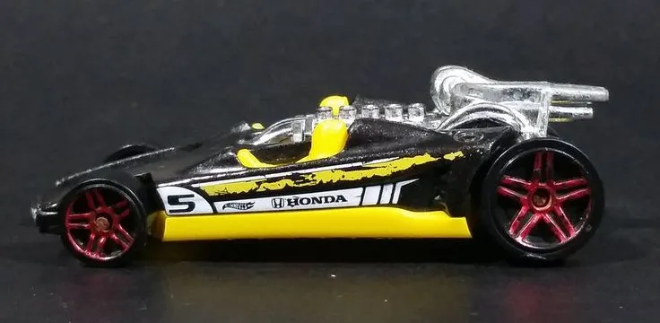 /img/45204-yellow-diecast-rare.webp