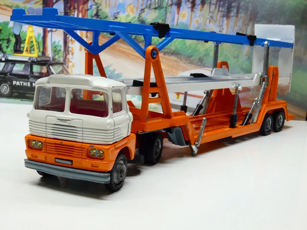 /img/45226-diecast-vehicles-collecting-tips.webp