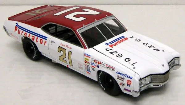 45236 pearson thunderbird diecast