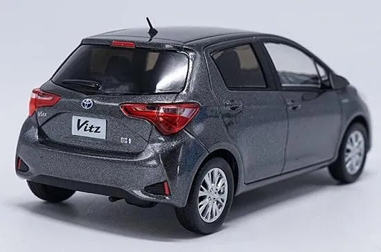 /img/45238-vitz-diecast-display.webp
