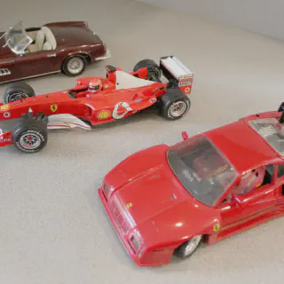 /img/45247-diecast-usa-collectibles-collection.webp