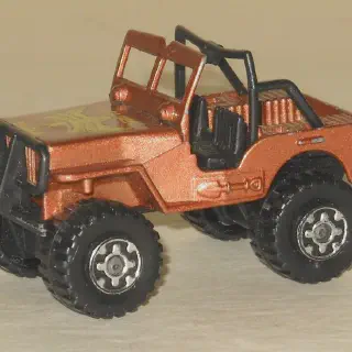 /img/45253-cleaning-diecast-cars.webp