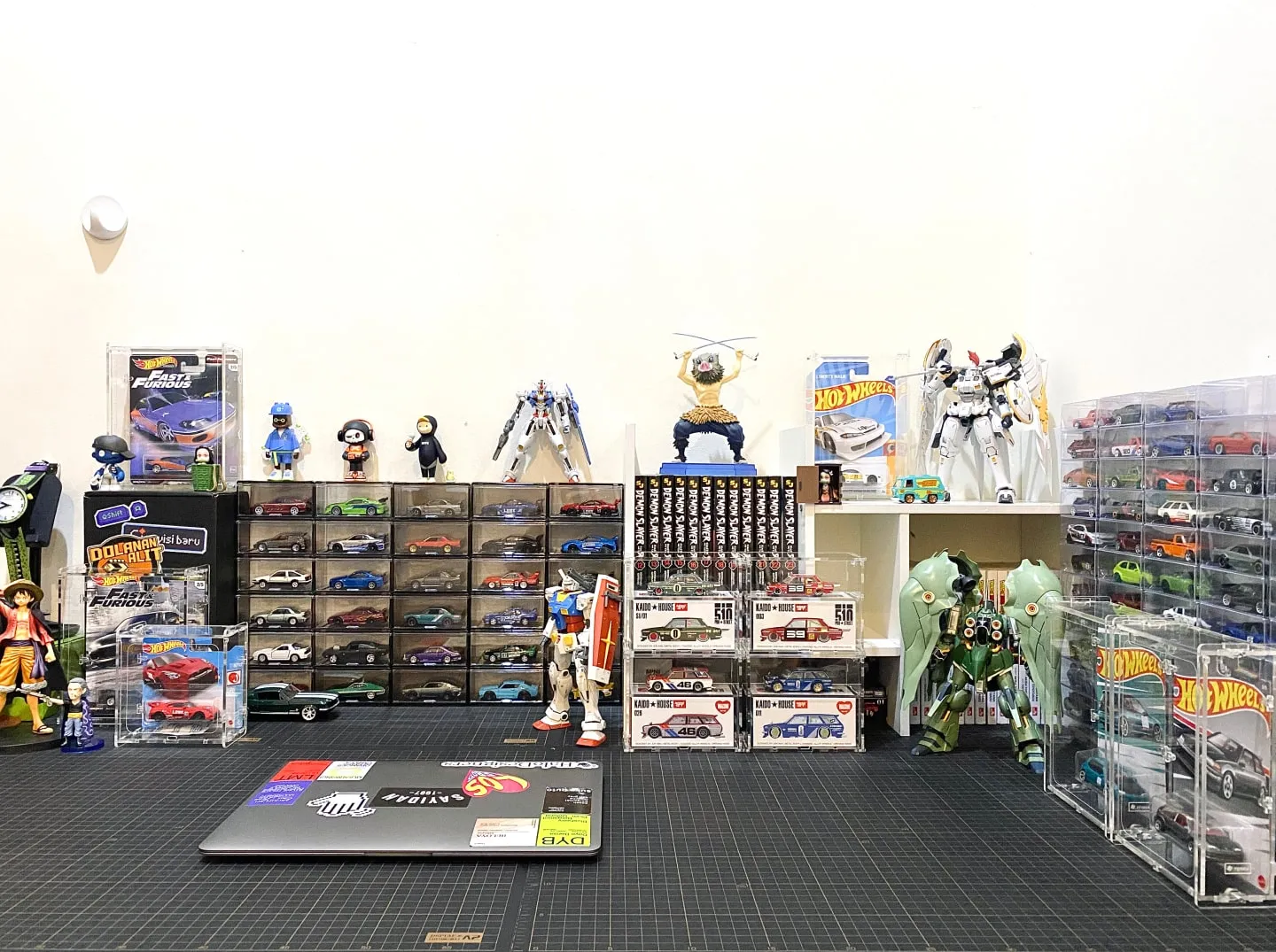 45277 diecast mobil kondisi