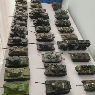 /img/45282-diecast-tank-models-buy.webp