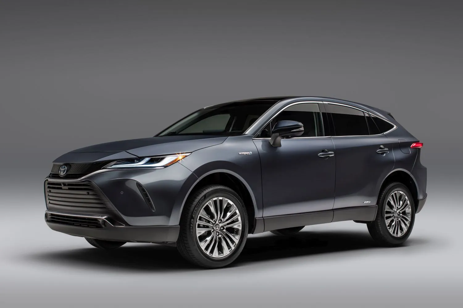 /img/45283-top-5-venza-diecast.webp