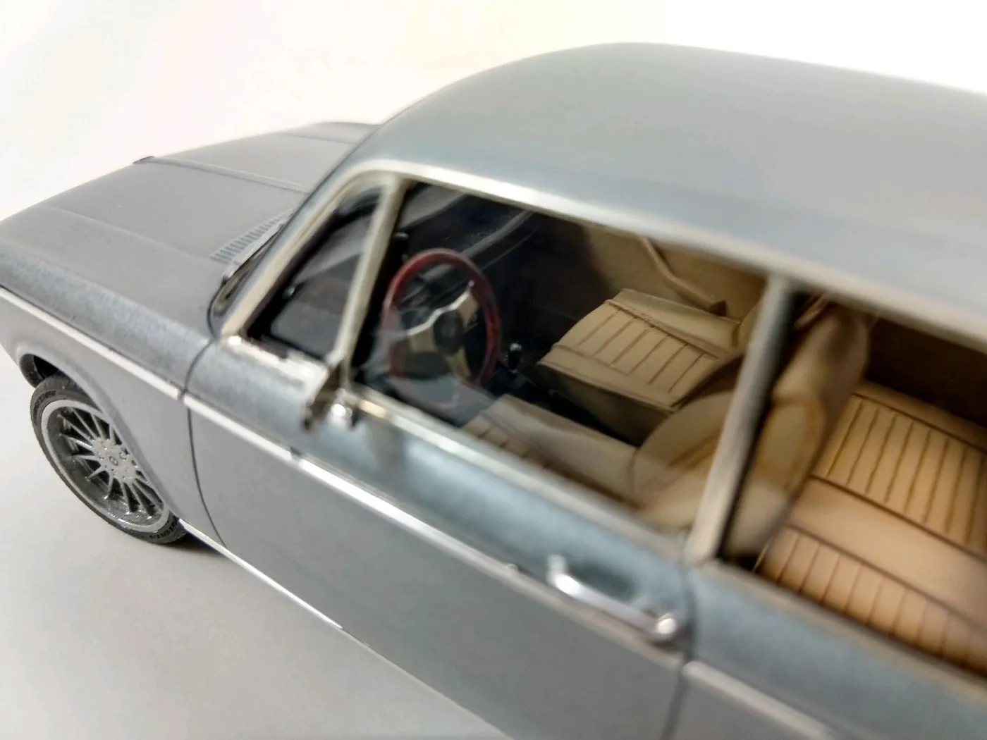 45285 bmw 2002 touring diecast