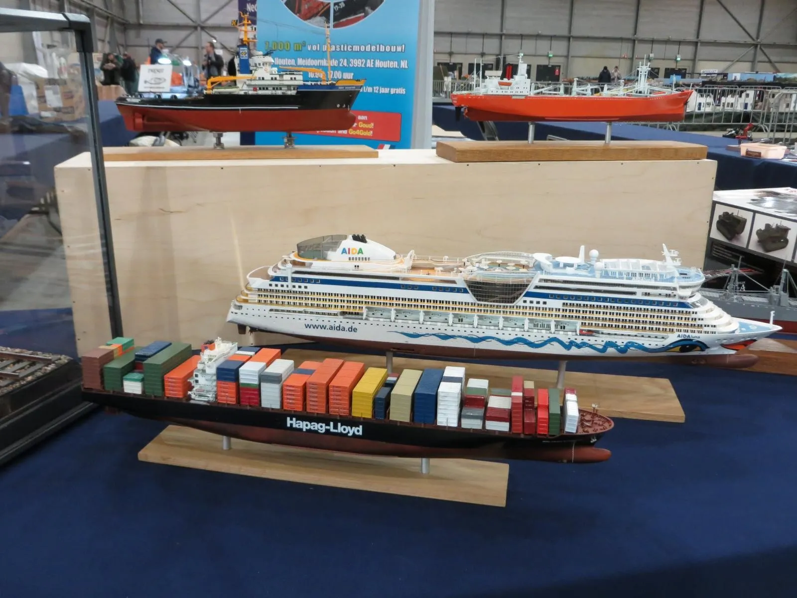 45314 diecast vendor booth
