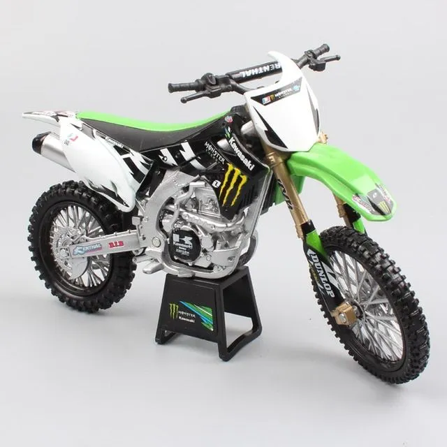 /img/45317-rare-diecast-car.webp