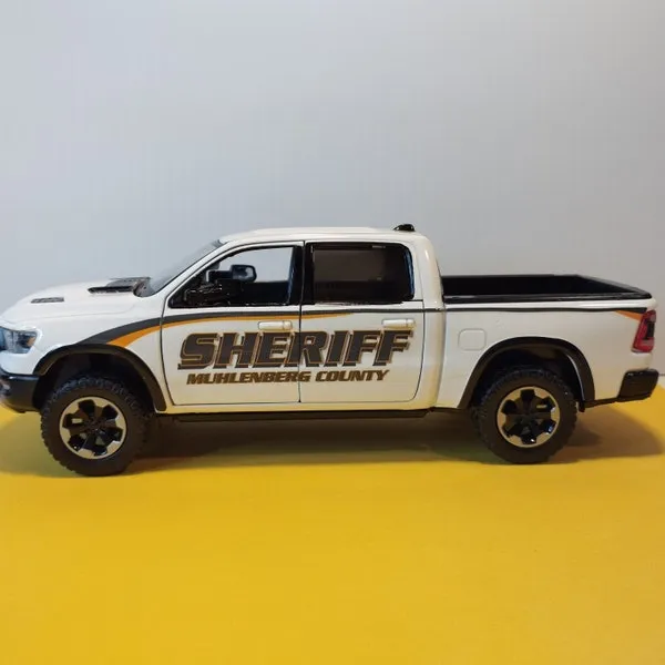 45318 custom diecast police car 6