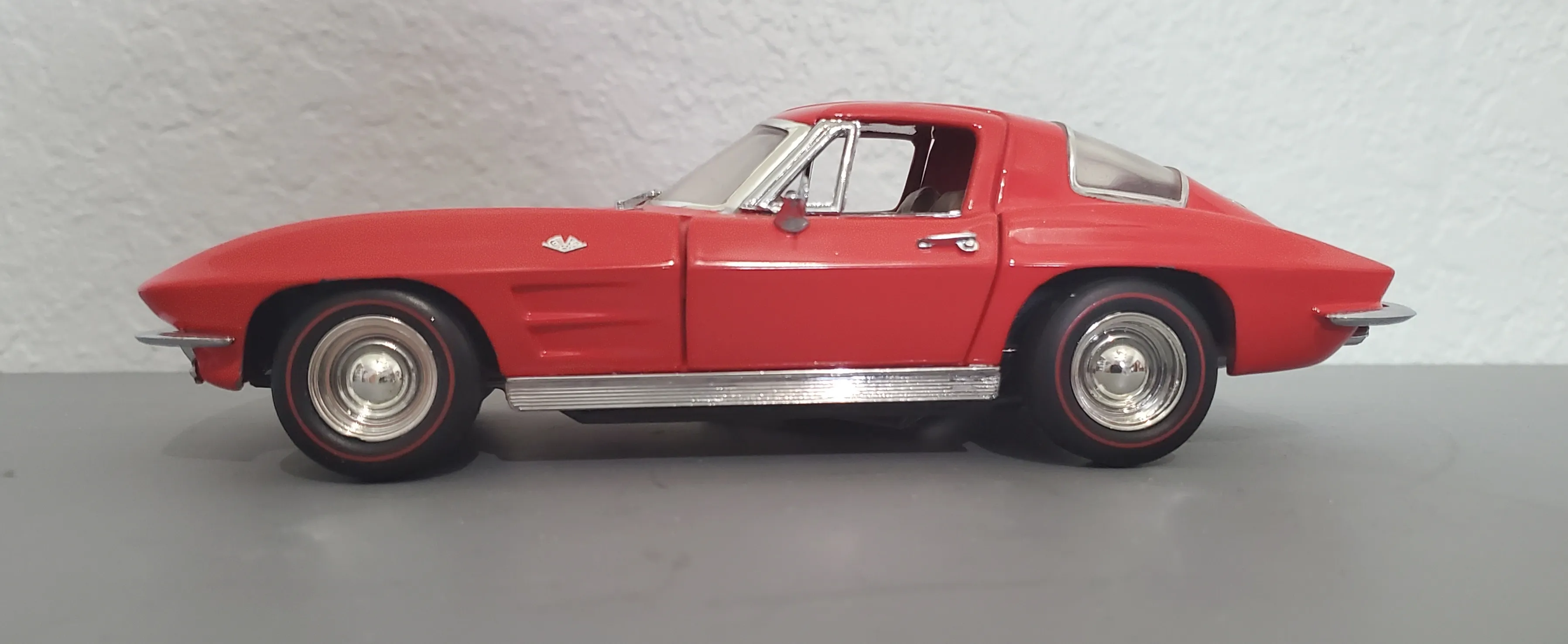 45327 2021 corvette diecast side