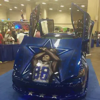/img/45330-diecast-car-dallas-community.webp