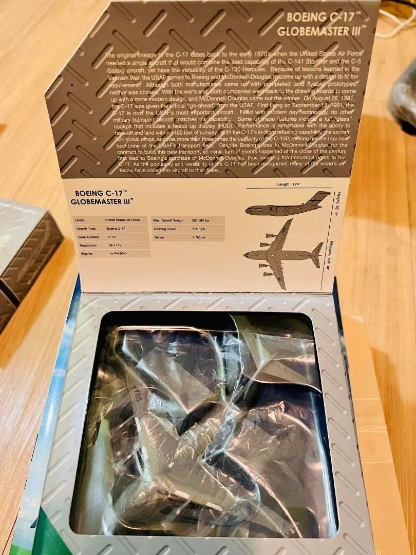 45336 c17 globemaster diecast model detail