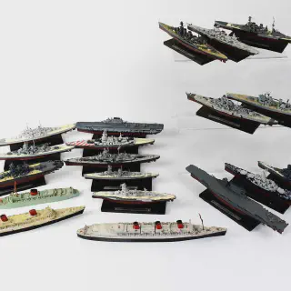/img/45350-diecast-cruise-ship-cleaning.webp