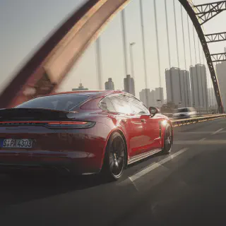 /img/45362-diecast-porsche-panamera-marketplace.webp