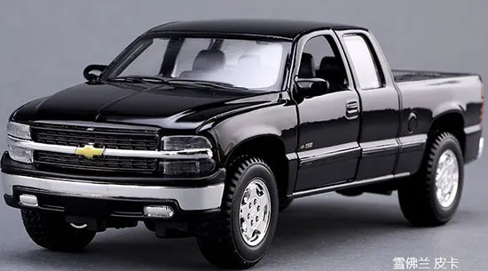45371 2014 silverado diecast