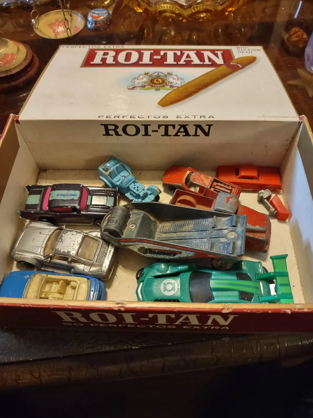 45388 diecast car store display