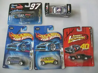 45396 gold diecast car 5